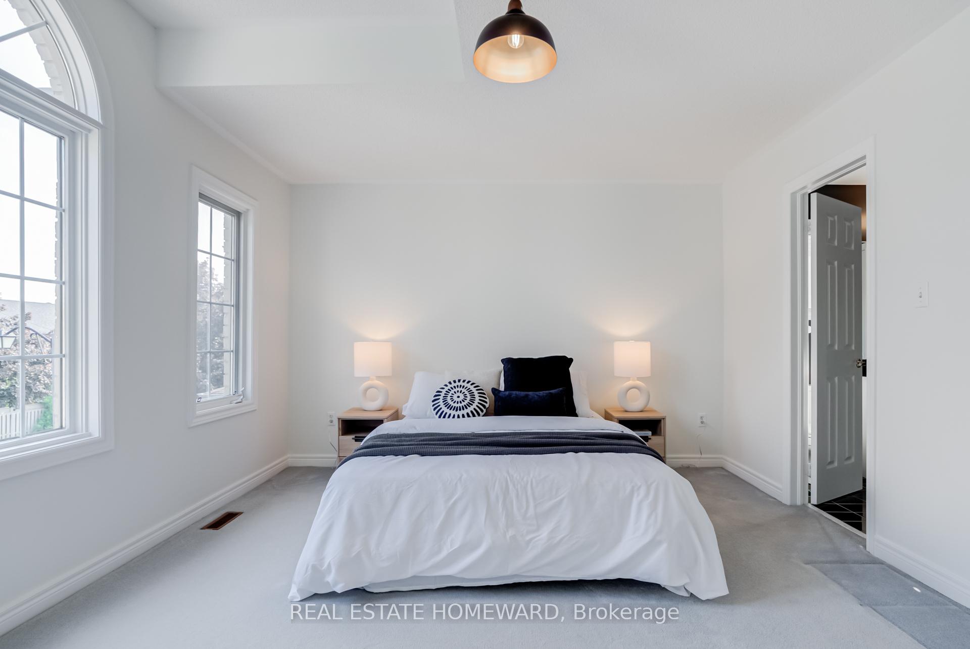 Photo 29 of 207 Valentina Drive, Markham, Village Green-South Unionville — HOMEH