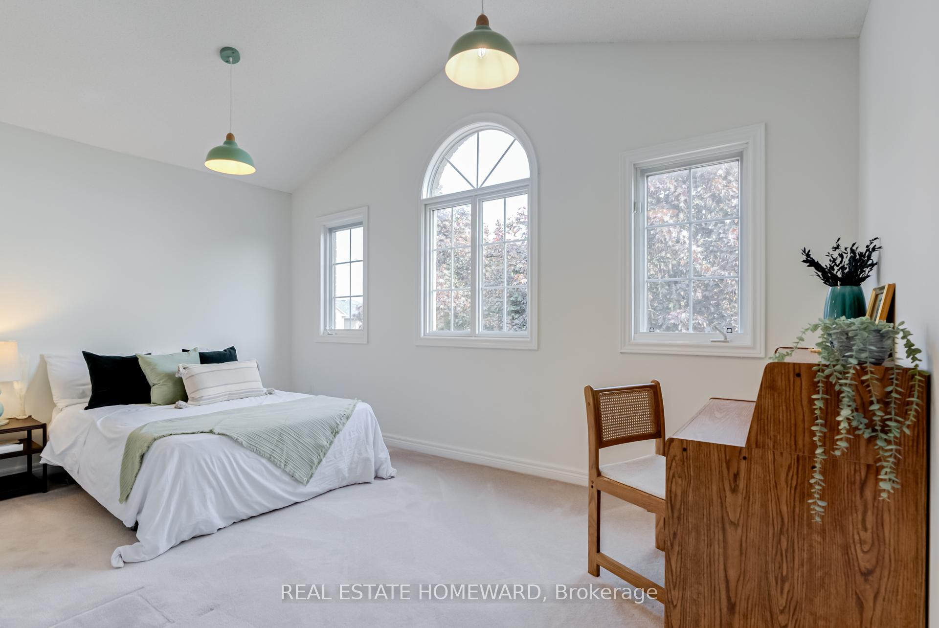 Photo 31 of 207 Valentina Drive, Markham, Village Green-South Unionville — HOMEH