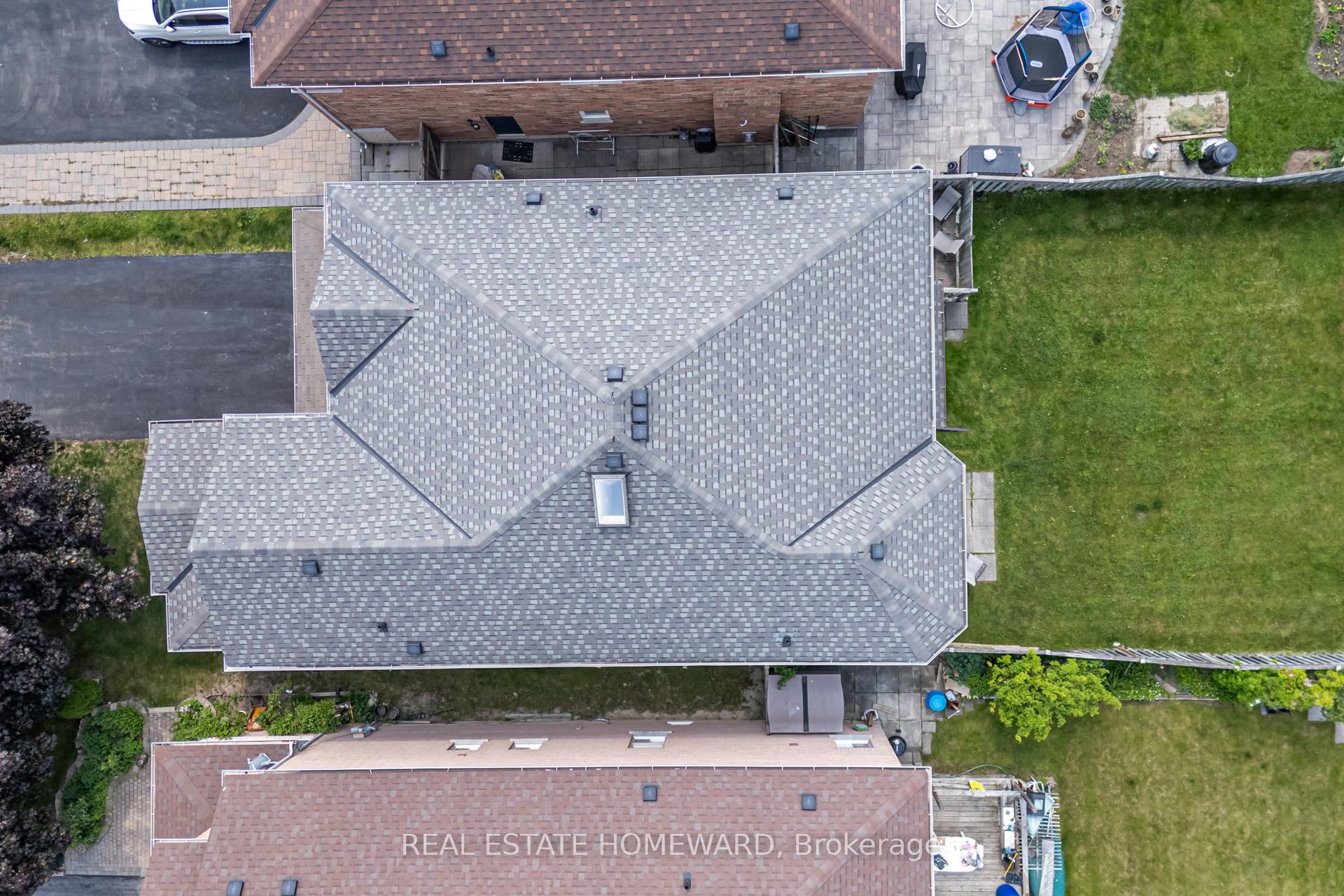Photo 46 of 207 Valentina Drive, Markham, Village Green-South Unionville — HOMEH
