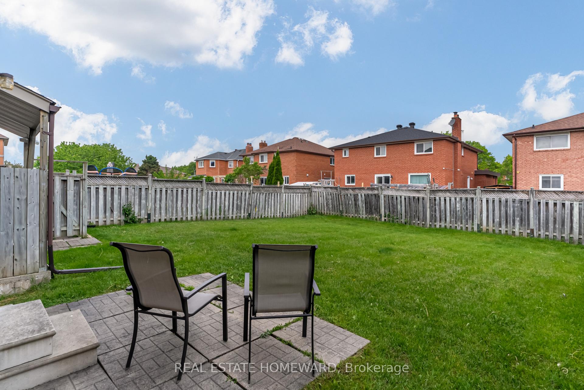 Photo 49 of 207 Valentina Drive, Markham, Village Green-South Unionville — HOMEH