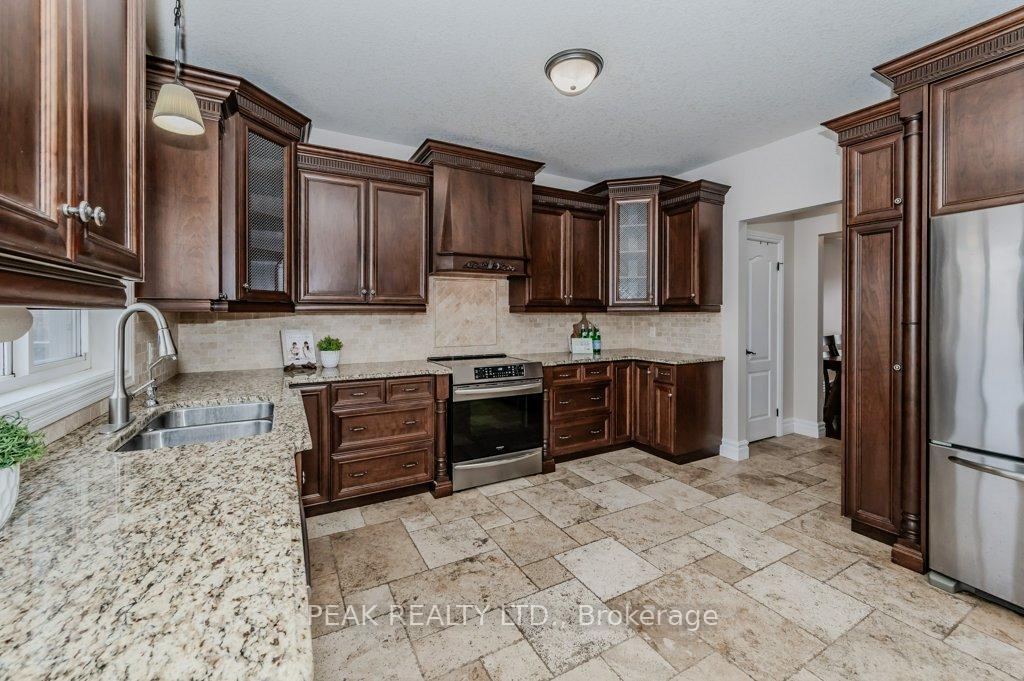 Photo 14 of 14 Paige Street, Kitchener — HOMEH