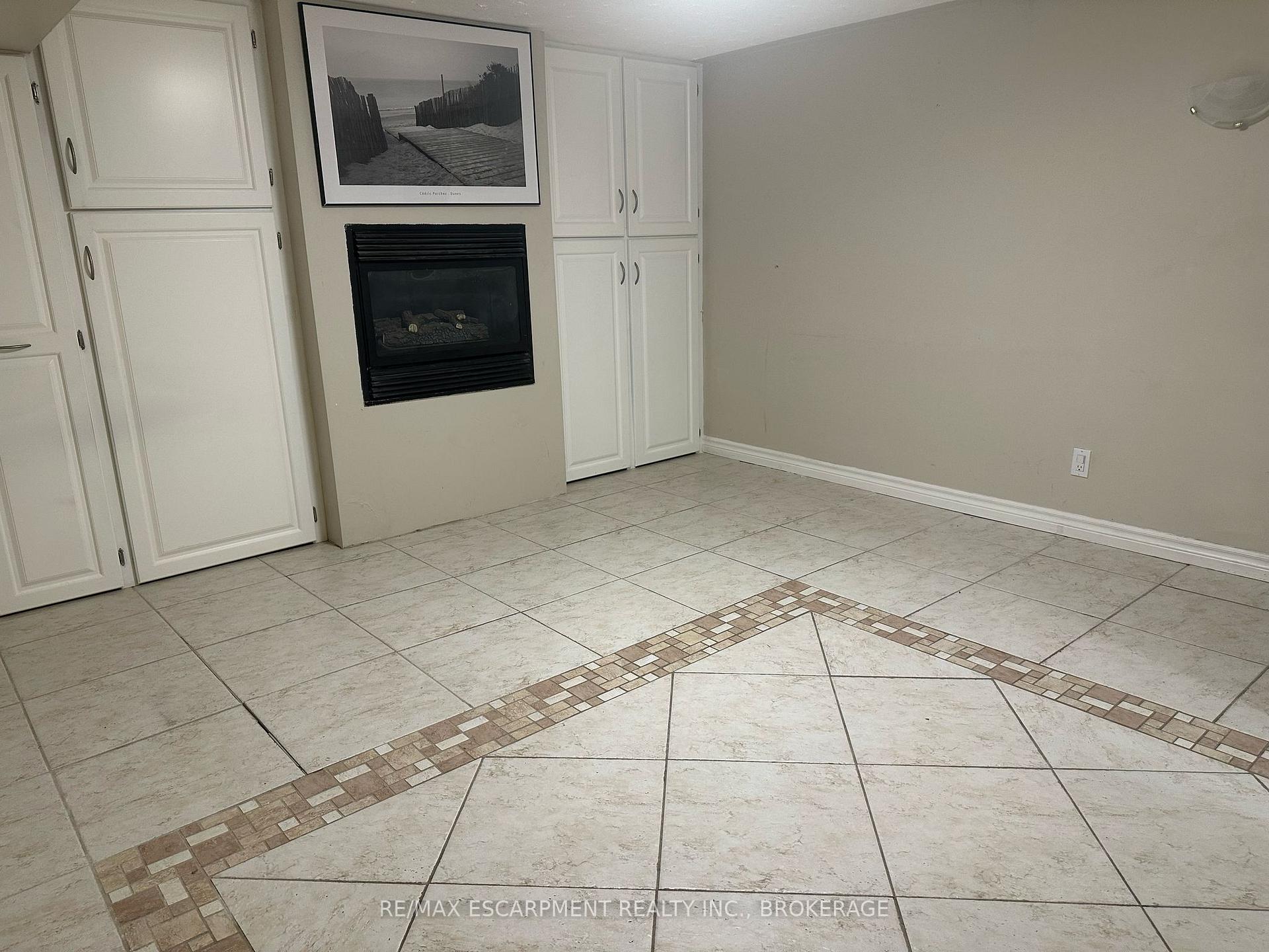 Photo 6 of Unit Lower, 6 Winthrop Place, Hamilton, Stoney Creek — HOMEH