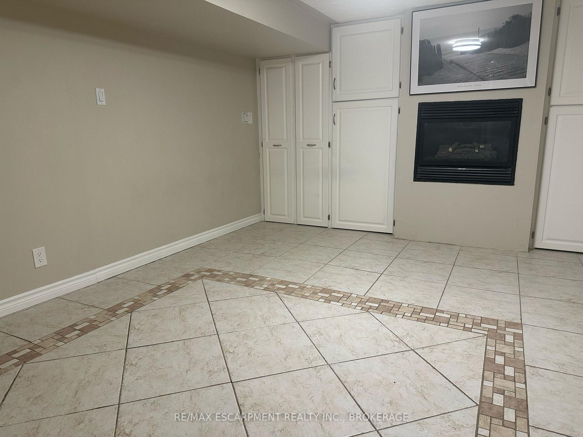Photo 7 of Unit Lower, 6 Winthrop Place, Hamilton, Stoney Creek — HOMEH