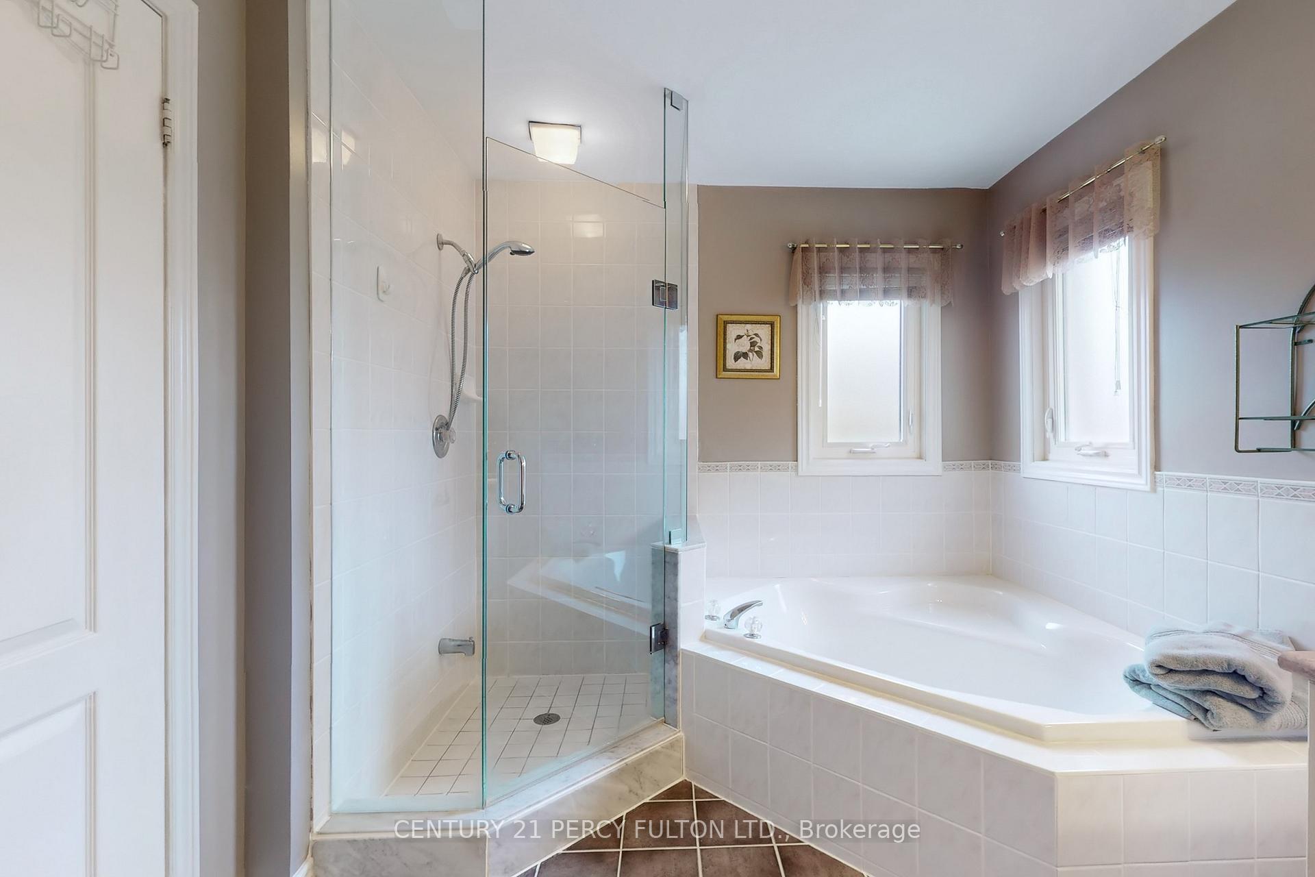 Photo 30 of 119 Elvira Crescent, Markham, Rouge Fairways — HOMEH