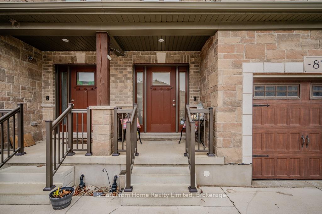 Photo 3 of 87 Hollybrook Trail, Kitchener — HOMEH