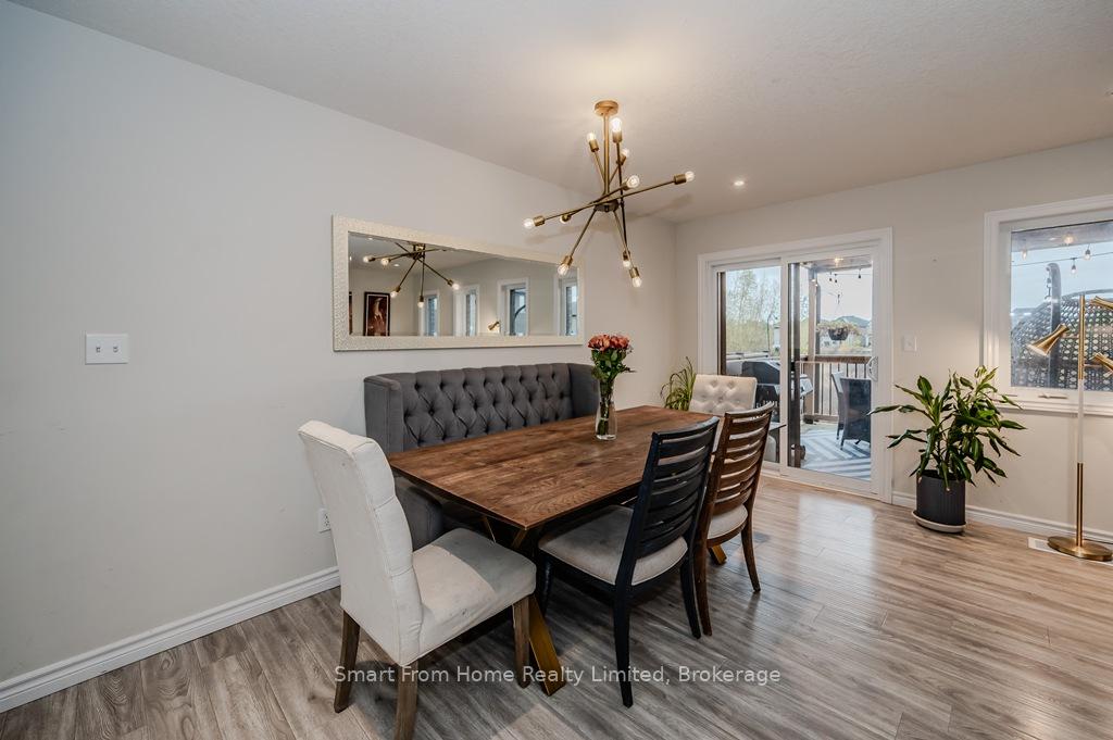 Photo 13 of 87 Hollybrook Trail, Kitchener — HOMEH