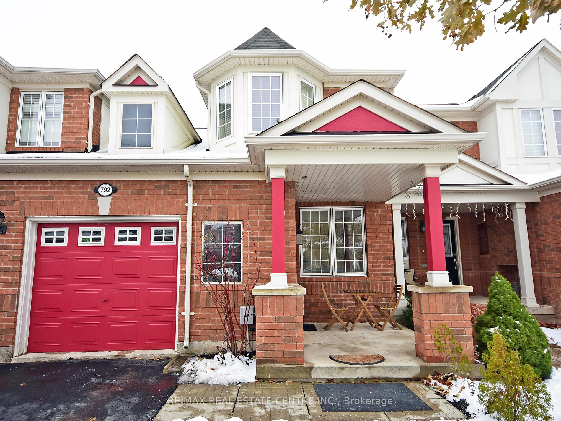 Photo 2 of 792 Johnson Heights, Milton, Coates — HOMEH