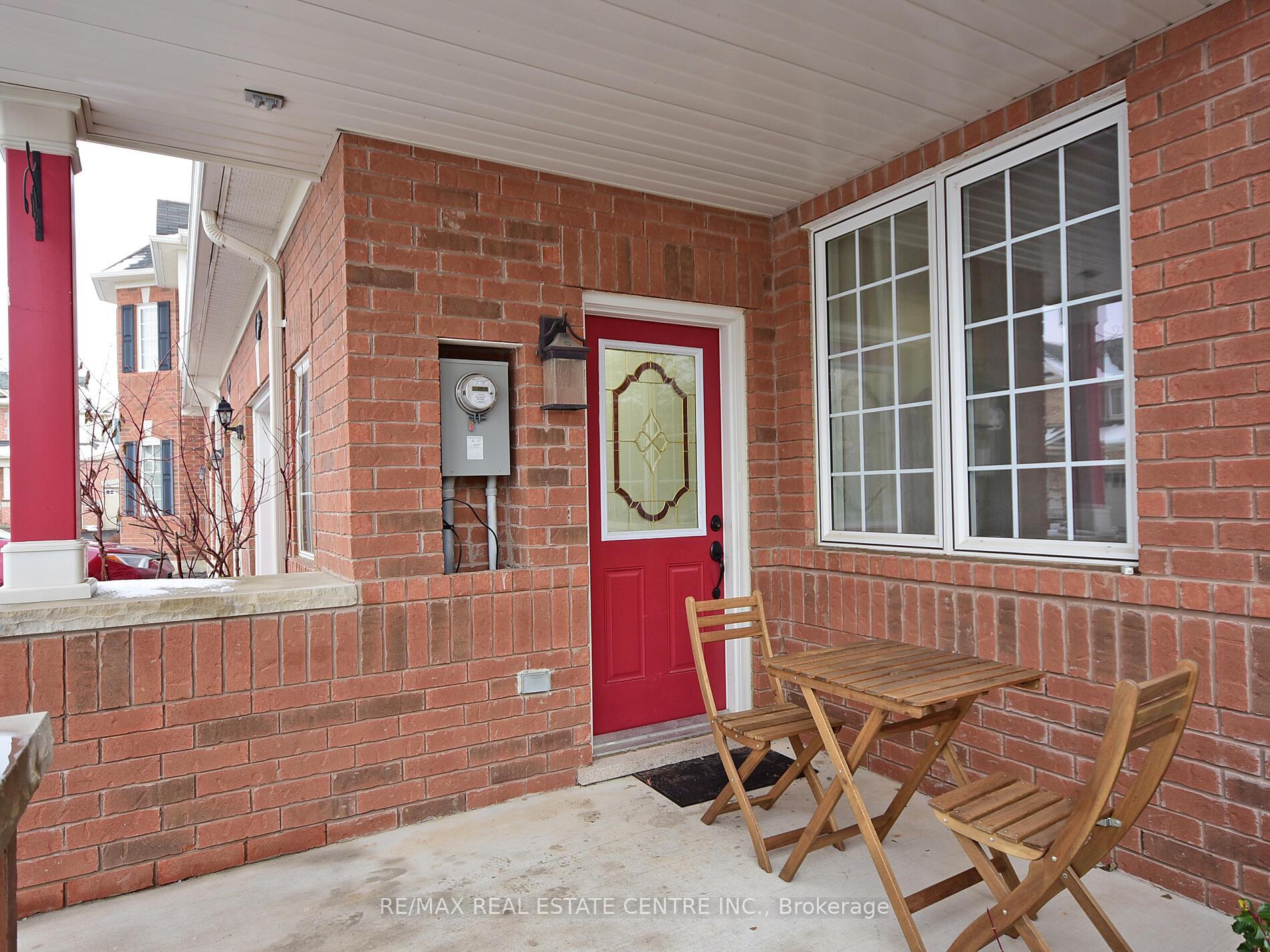 Photo 4 of 792 Johnson Heights, Milton, Coates — HOMEH