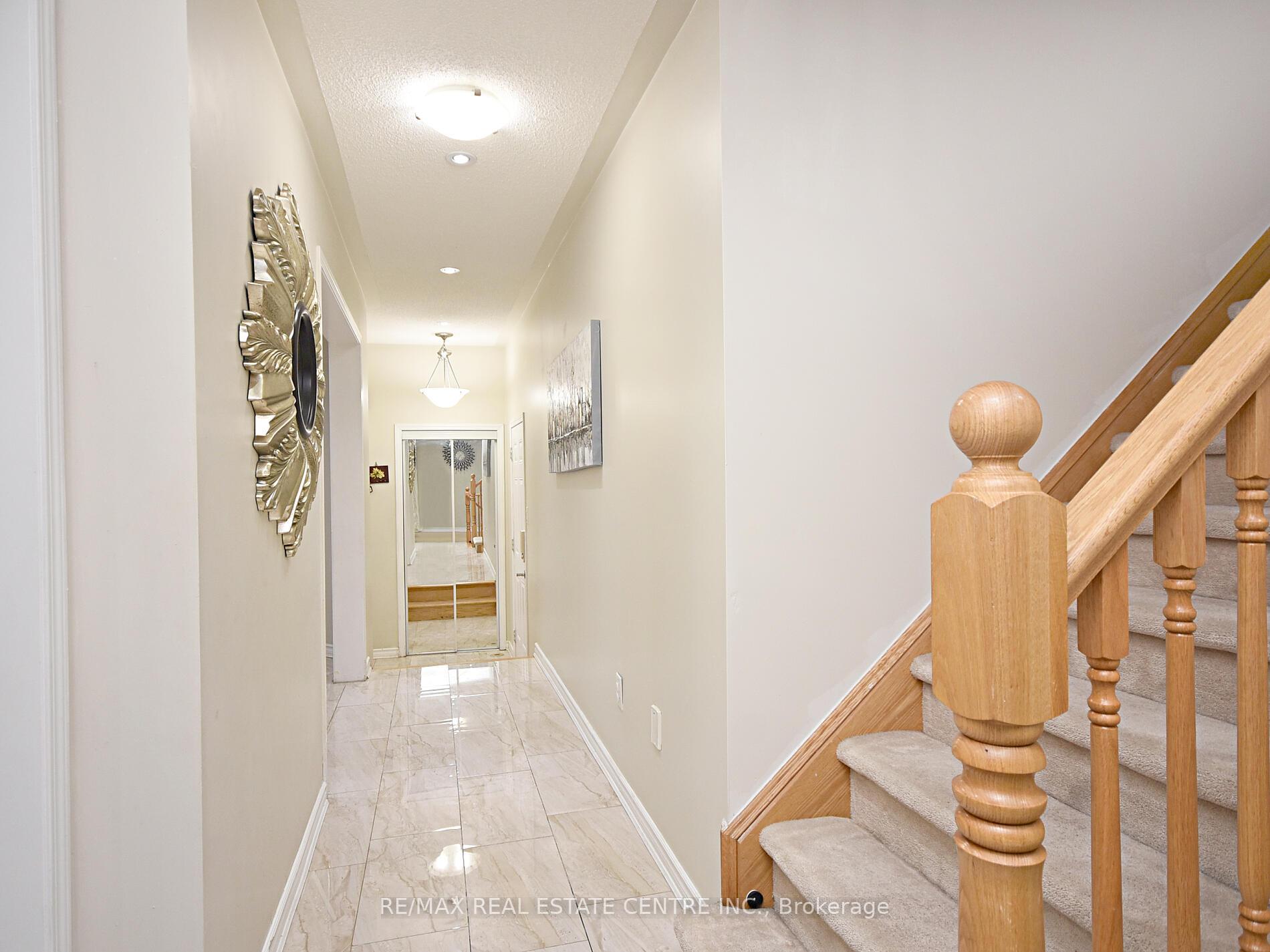Photo 7 of 792 Johnson Heights, Milton, Coates — HOMEH