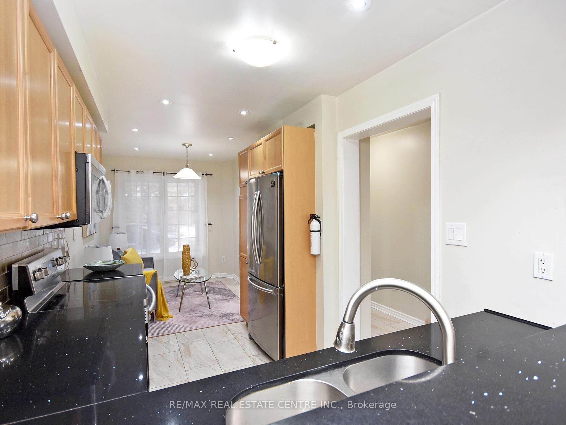 Photo 16 of 792 Johnson Heights, Milton, Coates — HOMEH