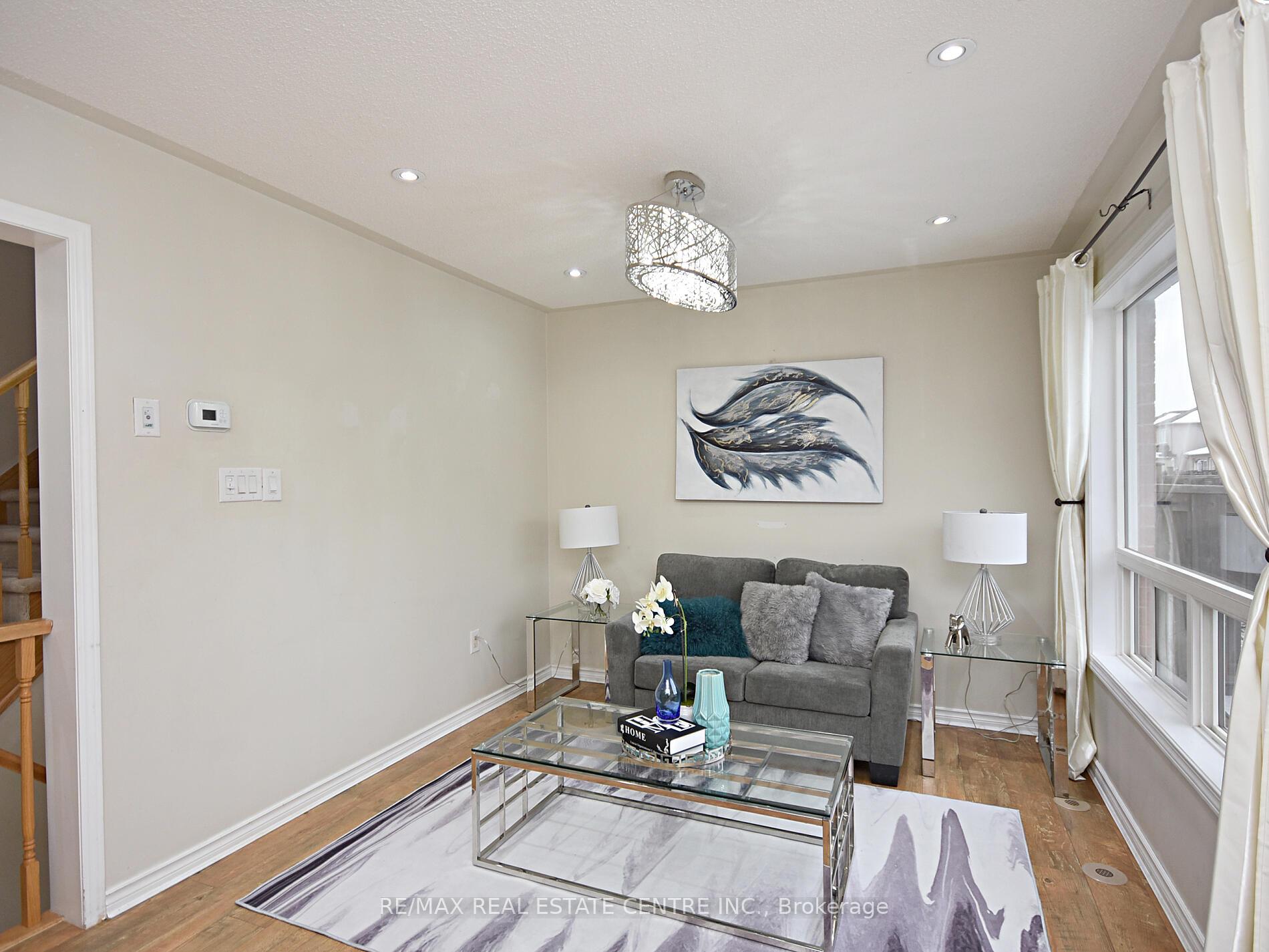 Photo 21 of 792 Johnson Heights, Milton, Coates — HOMEH