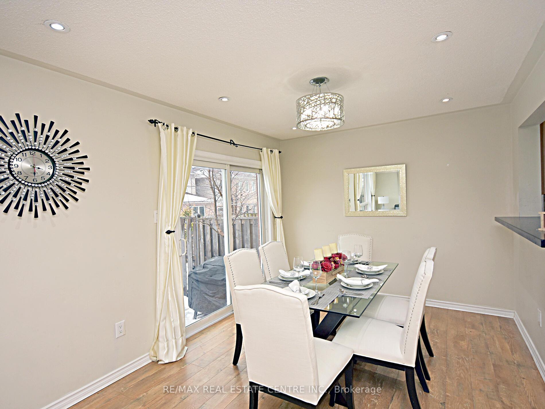 Photo 25 of 792 Johnson Heights, Milton, Coates — HOMEH