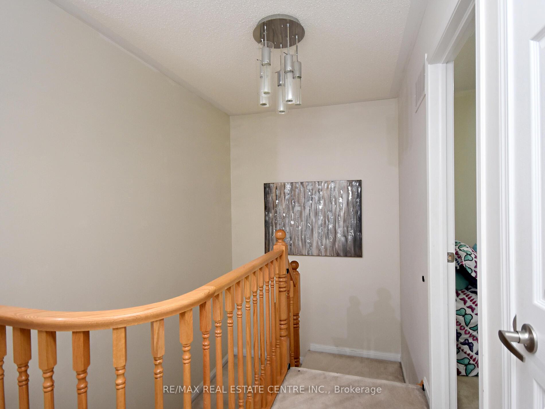 Photo 40 of 792 Johnson Heights, Milton, Coates — HOMEH