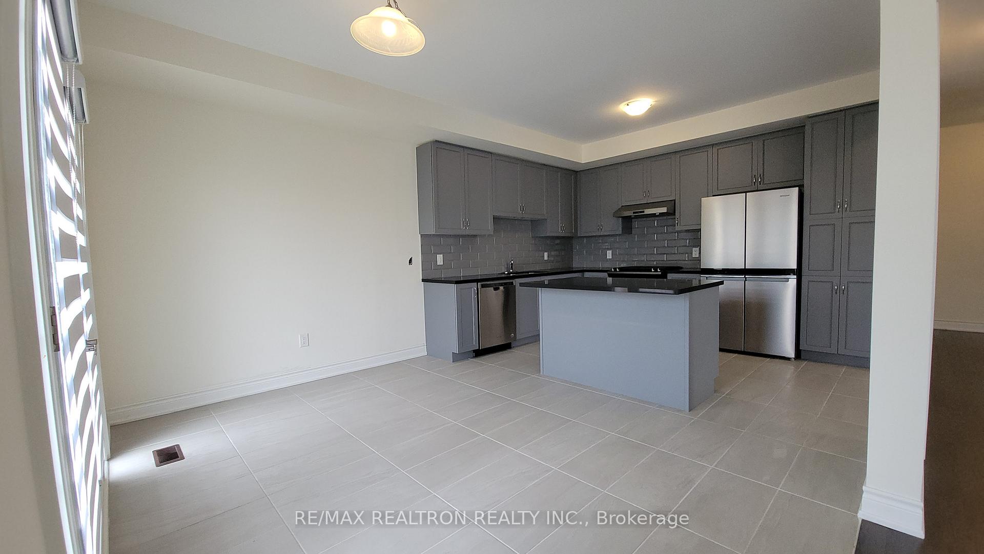 Photo 13 of 2 Ryler Way, Markham, Cedarwood — HOMEH
