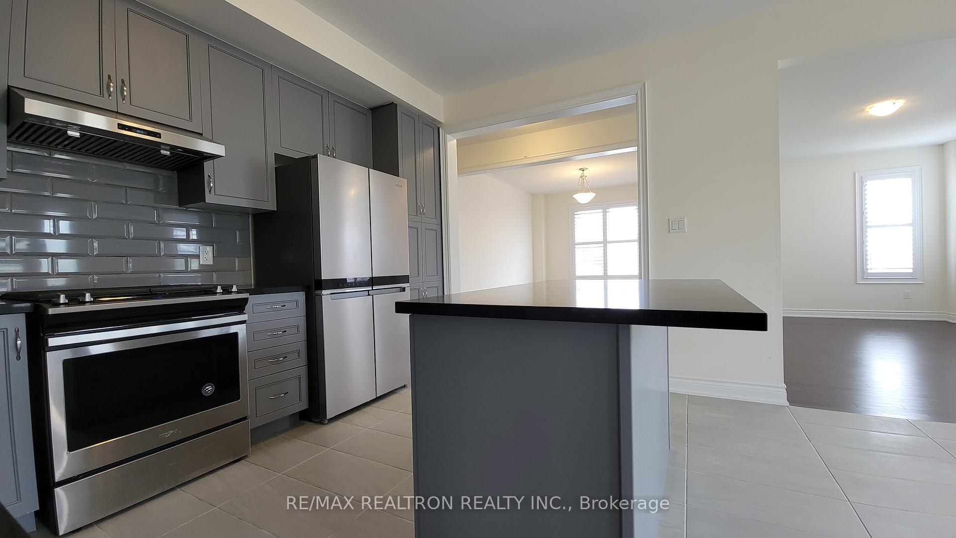 Photo 15 of 2 Ryler Way, Markham, Cedarwood — HOMEH