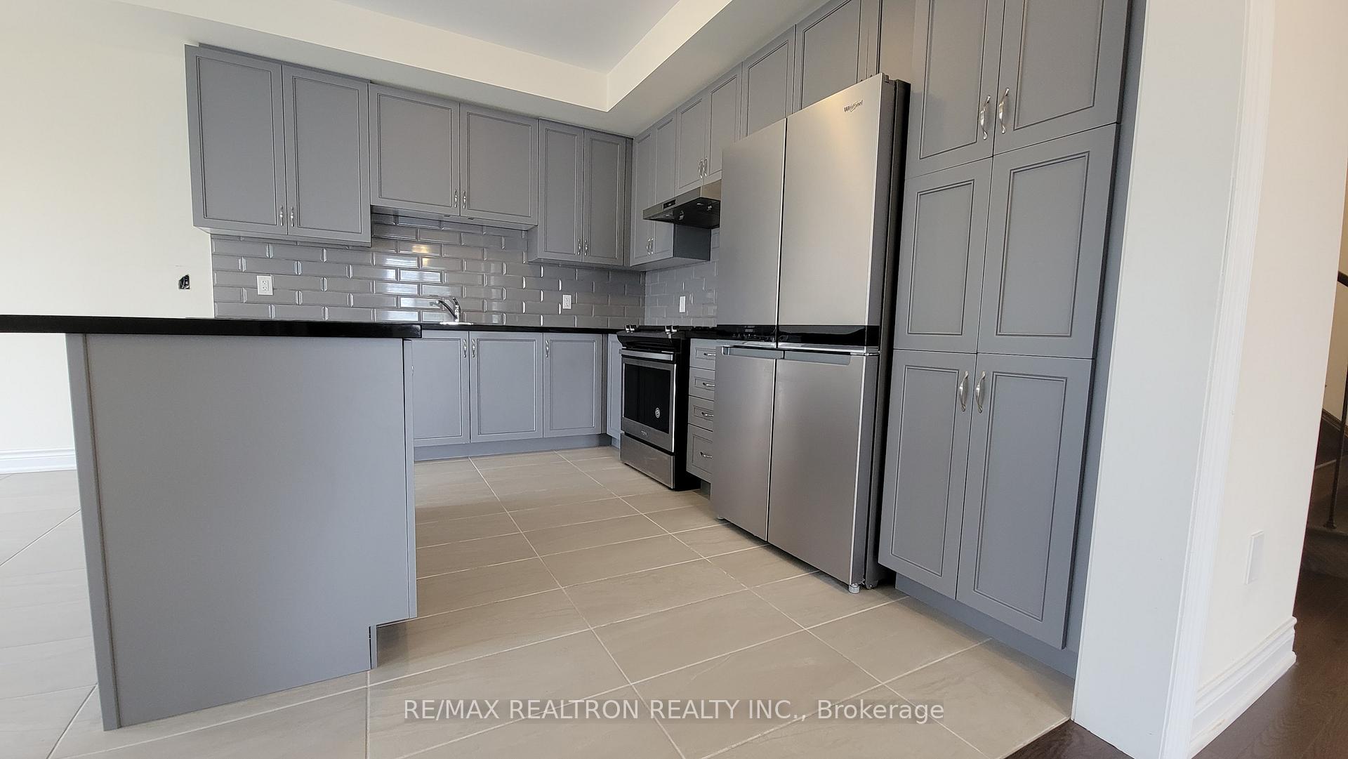 Photo 16 of 2 Ryler Way, Markham, Cedarwood — HOMEH