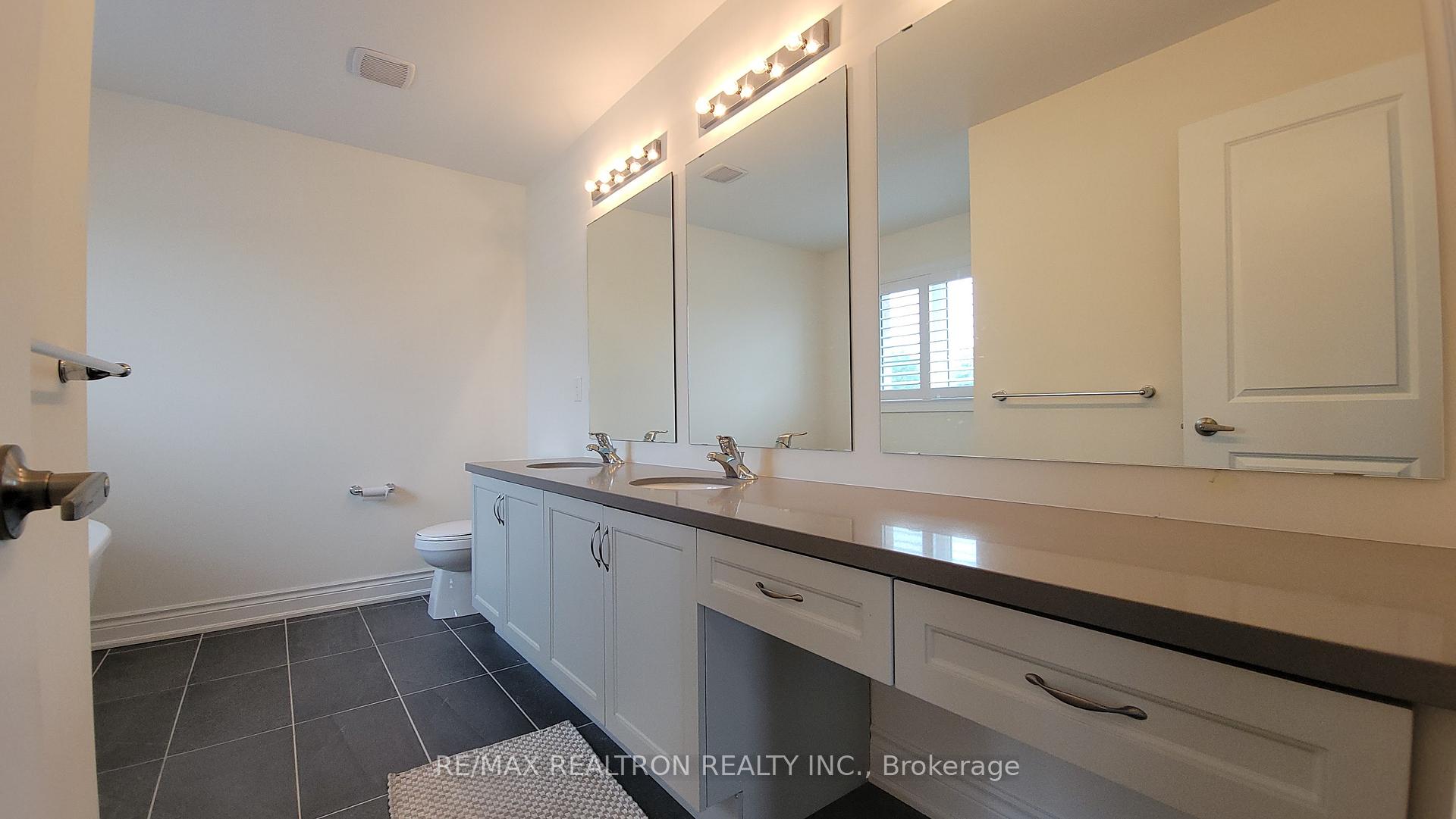 Photo 35 of 2 Ryler Way, Markham, Cedarwood — HOMEH