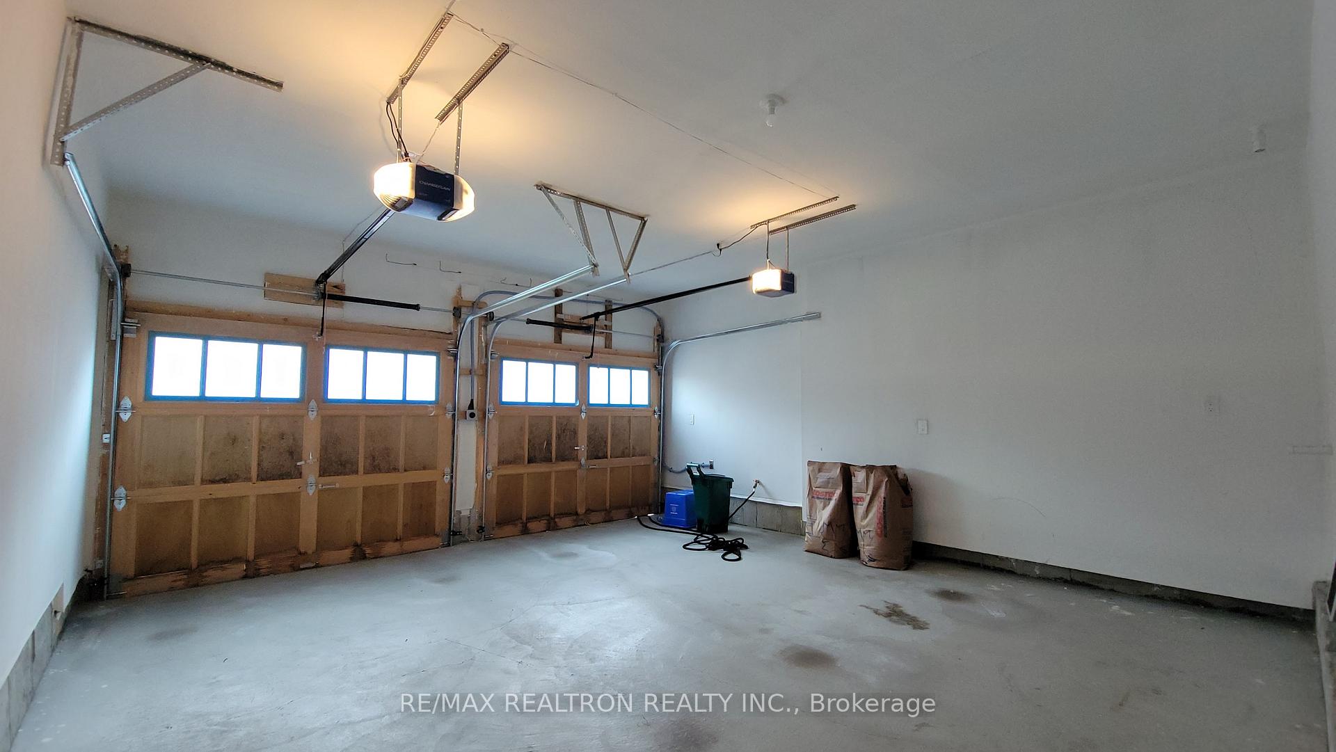Photo 42 of 2 Ryler Way, Markham, Cedarwood — HOMEH