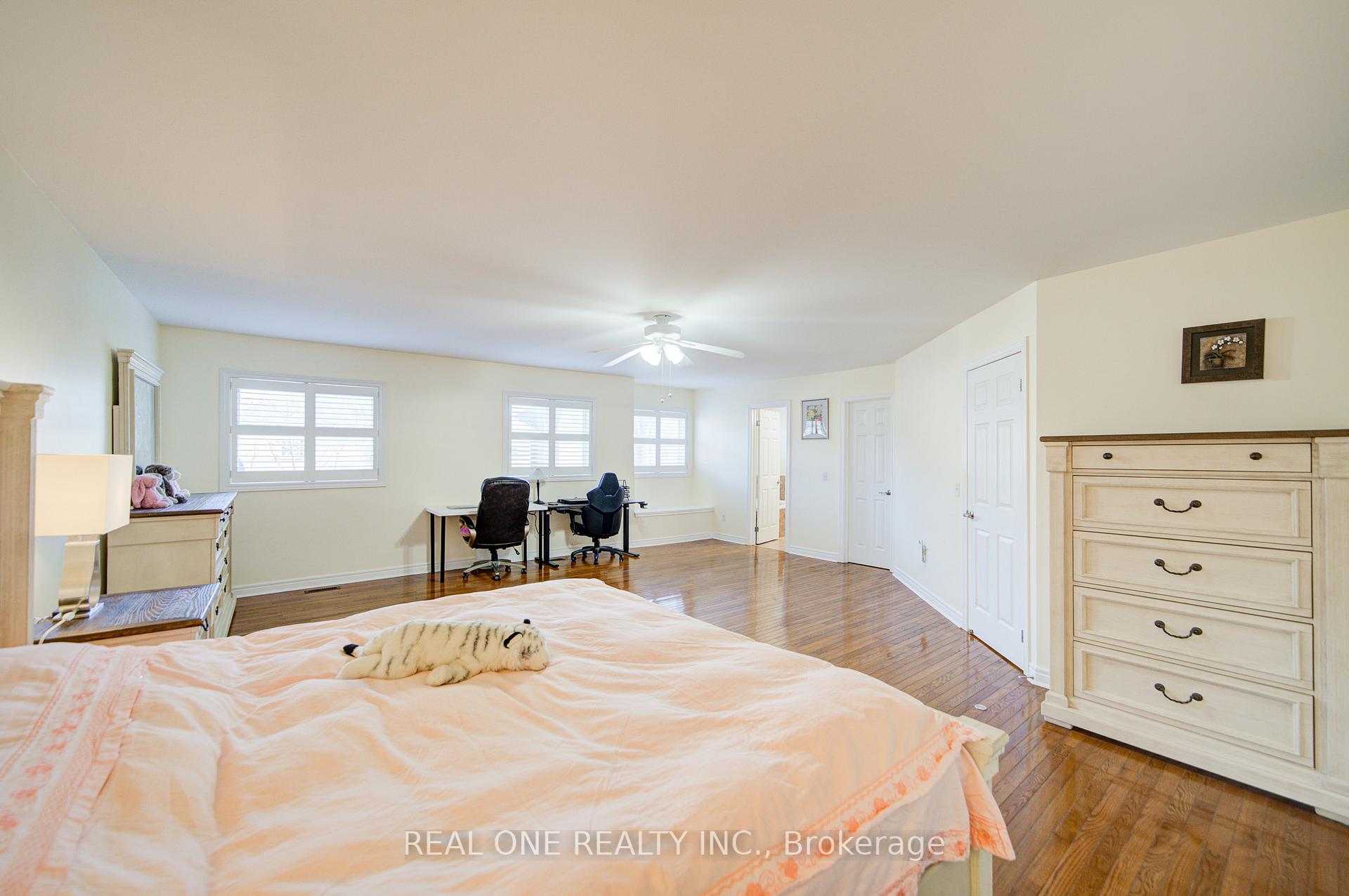 Photo 26 of 18 Sunburst Crescent, Markham, Greensborough — HOMEH