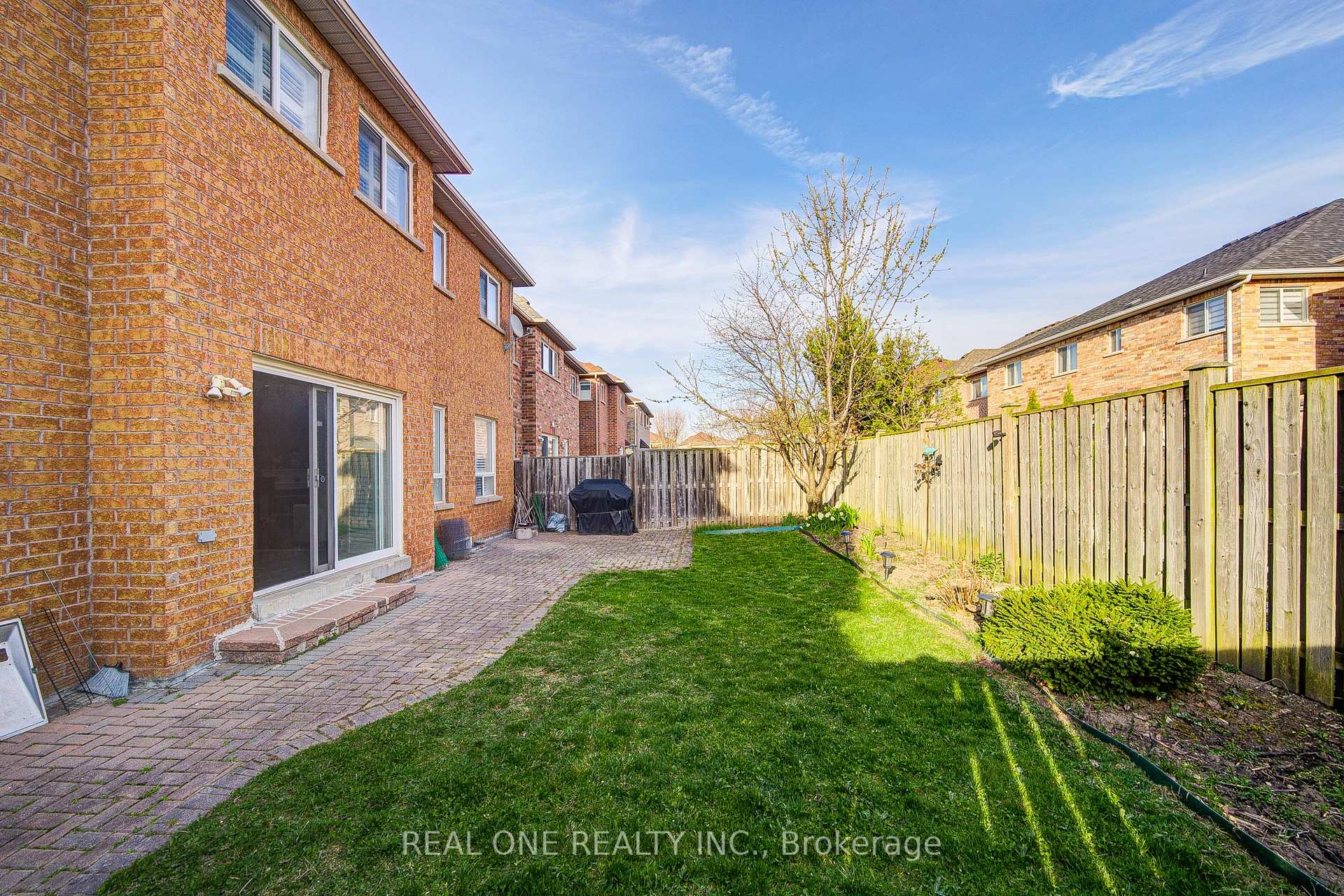 Photo 41 of 18 Sunburst Crescent, Markham, Greensborough — HOMEH