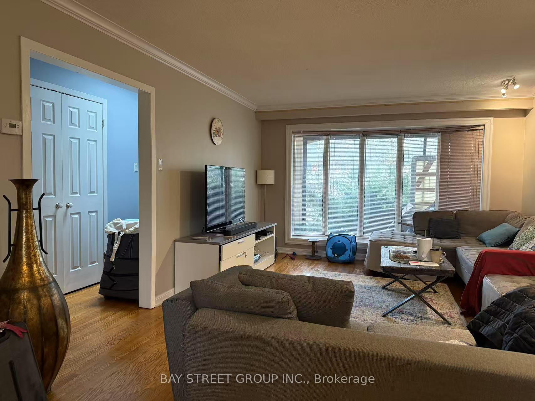 Photo 3 of 21 Colonsay Road, Markham, Royal Orchard — HOMEH