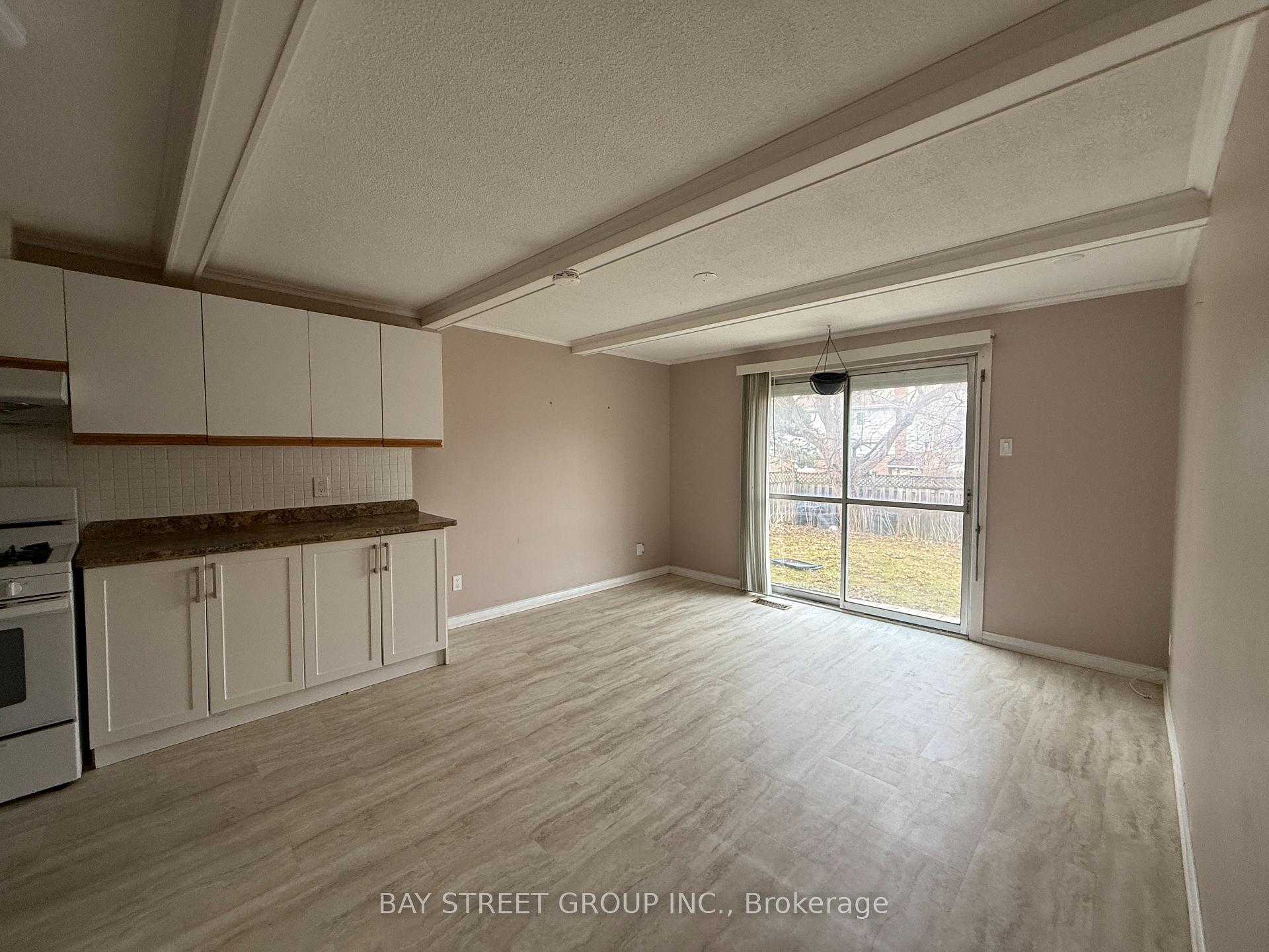 Photo 13 of 21 Colonsay Road, Markham, Royal Orchard — HOMEH