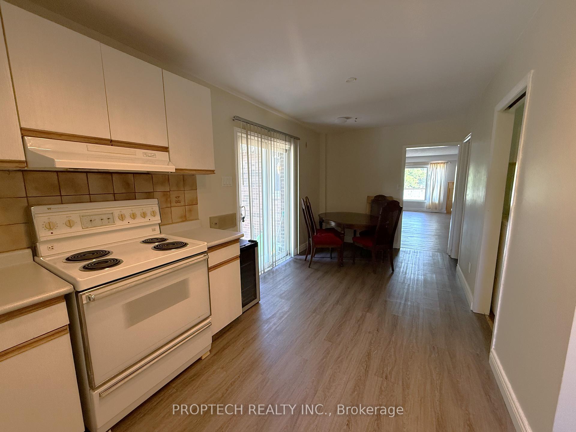 Photo 5 of 122 Parkway Avenue, Markham, Markham Village — HOMEH