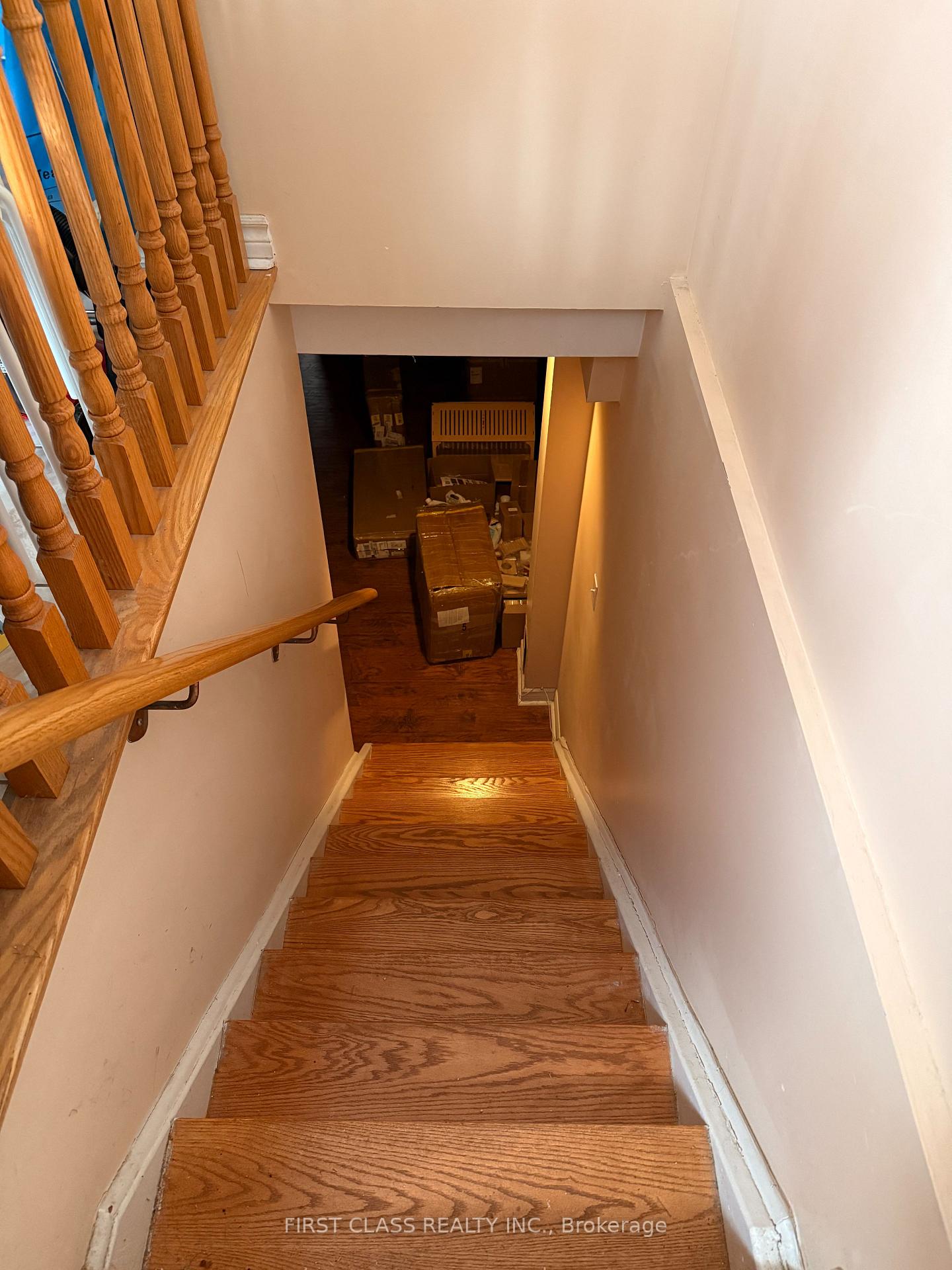 Photo 6 of 268 Highglen Avenue, Markham, Milliken Mills East — HOMEH