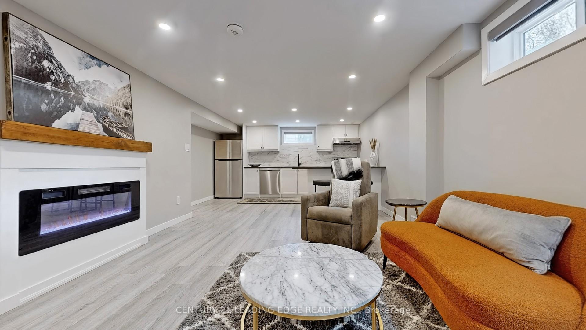 Photo 18 of 4 Hamilton Hall Drive, Markham, Markham Village — HOMEH