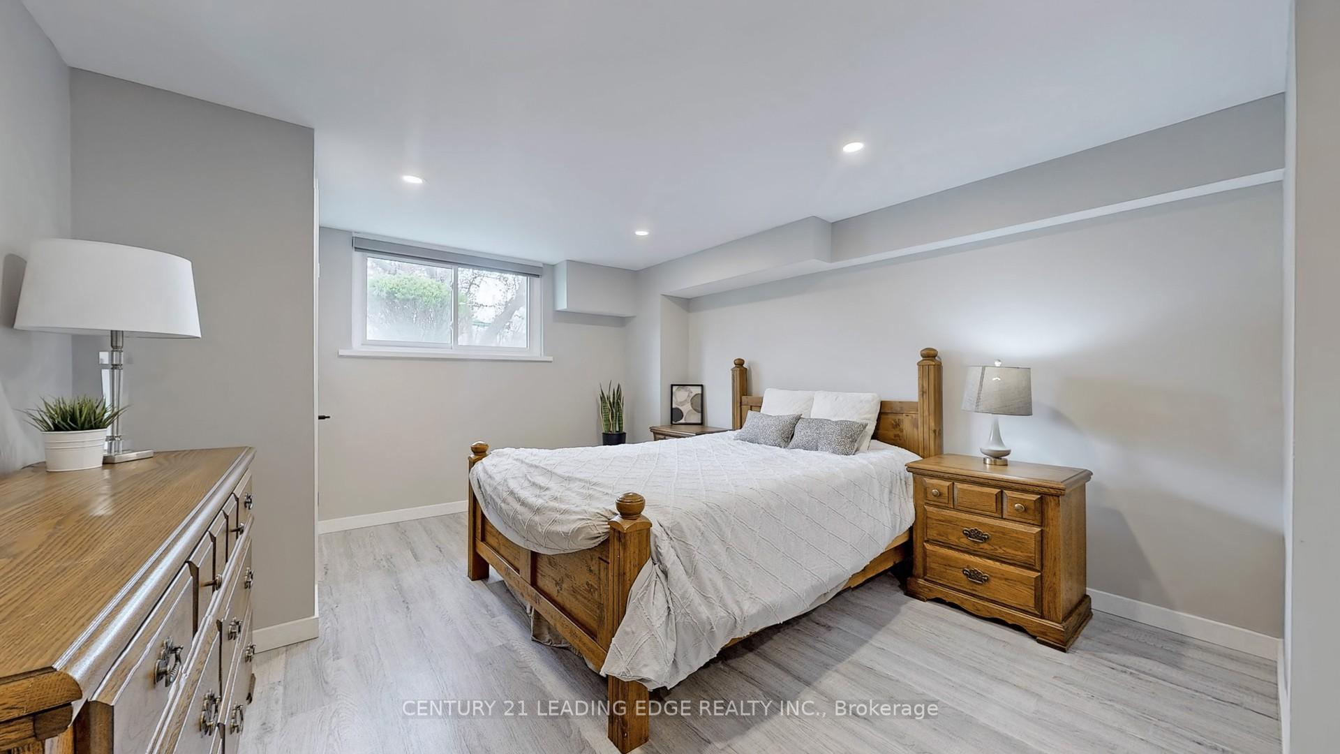 Photo 22 of 4 Hamilton Hall Drive, Markham, Markham Village — HOMEH