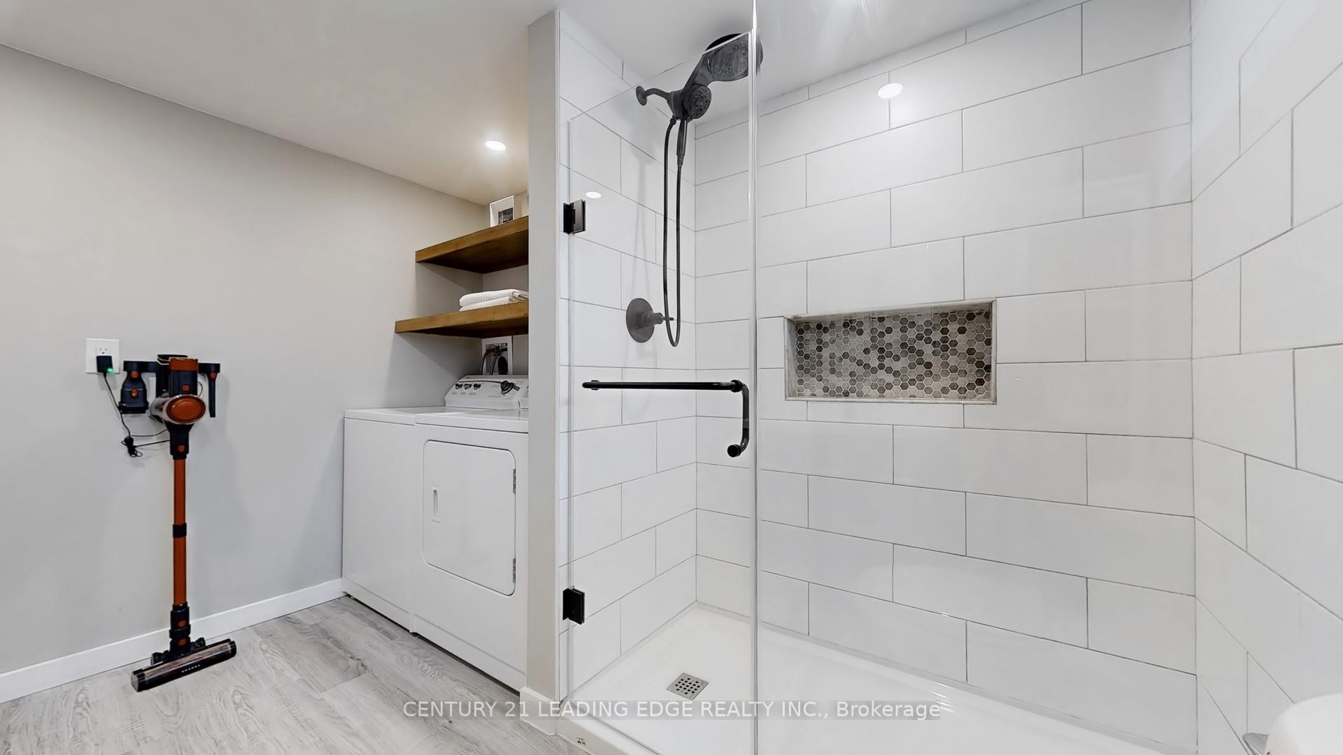 Photo 25 of 4 Hamilton Hall Drive, Markham, Markham Village — HOMEH