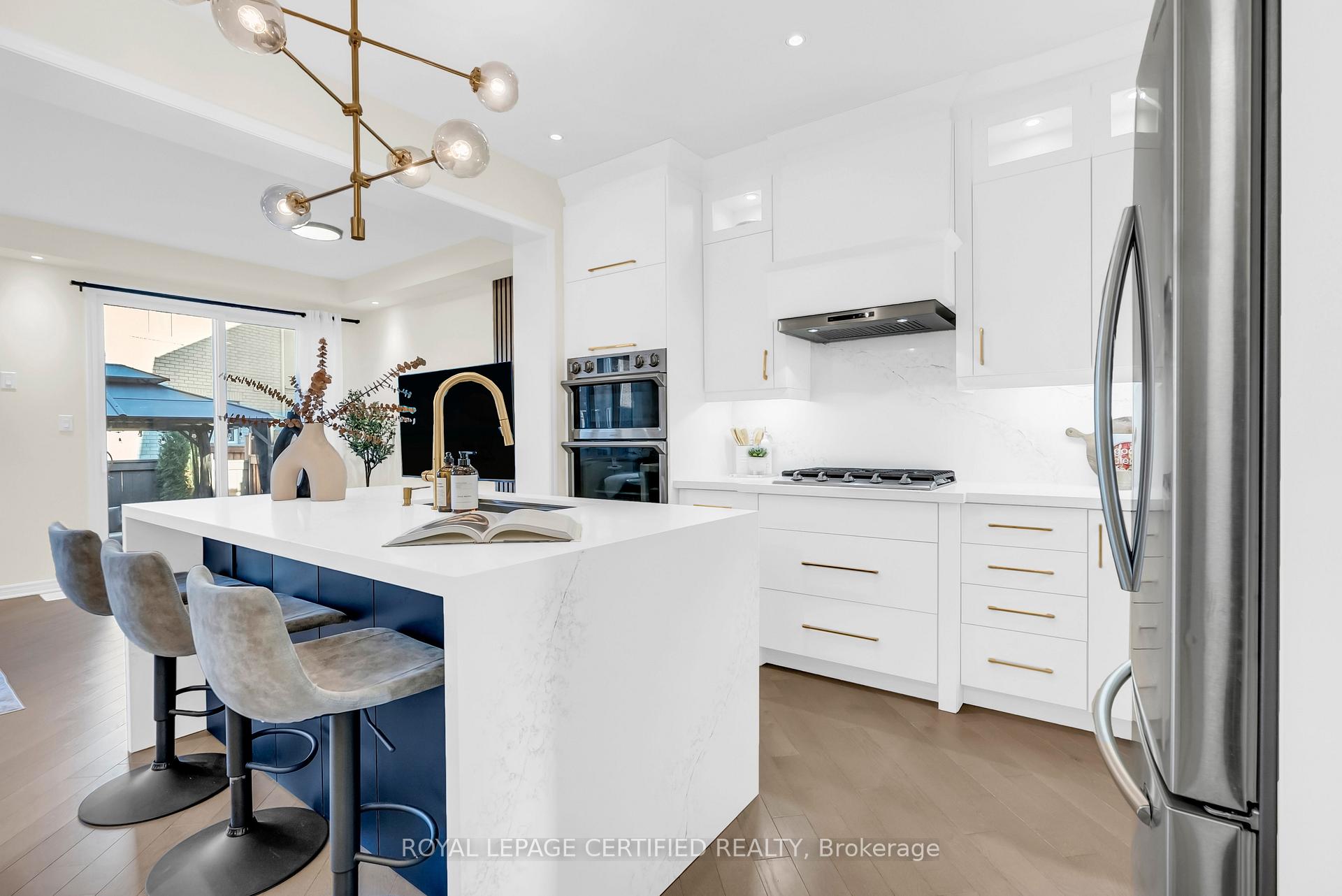 Photo 9 of 1433 Sycamore Garden, Milton, Cobban — HOMEH
