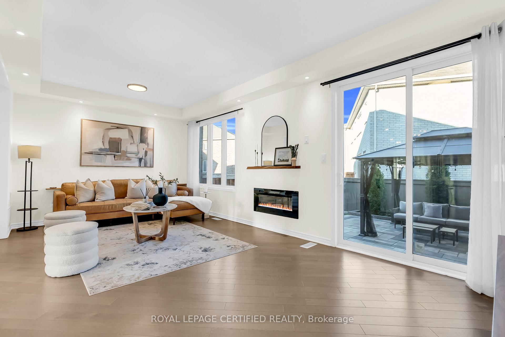 Photo 19 of 1433 Sycamore Garden, Milton, Cobban — HOMEH