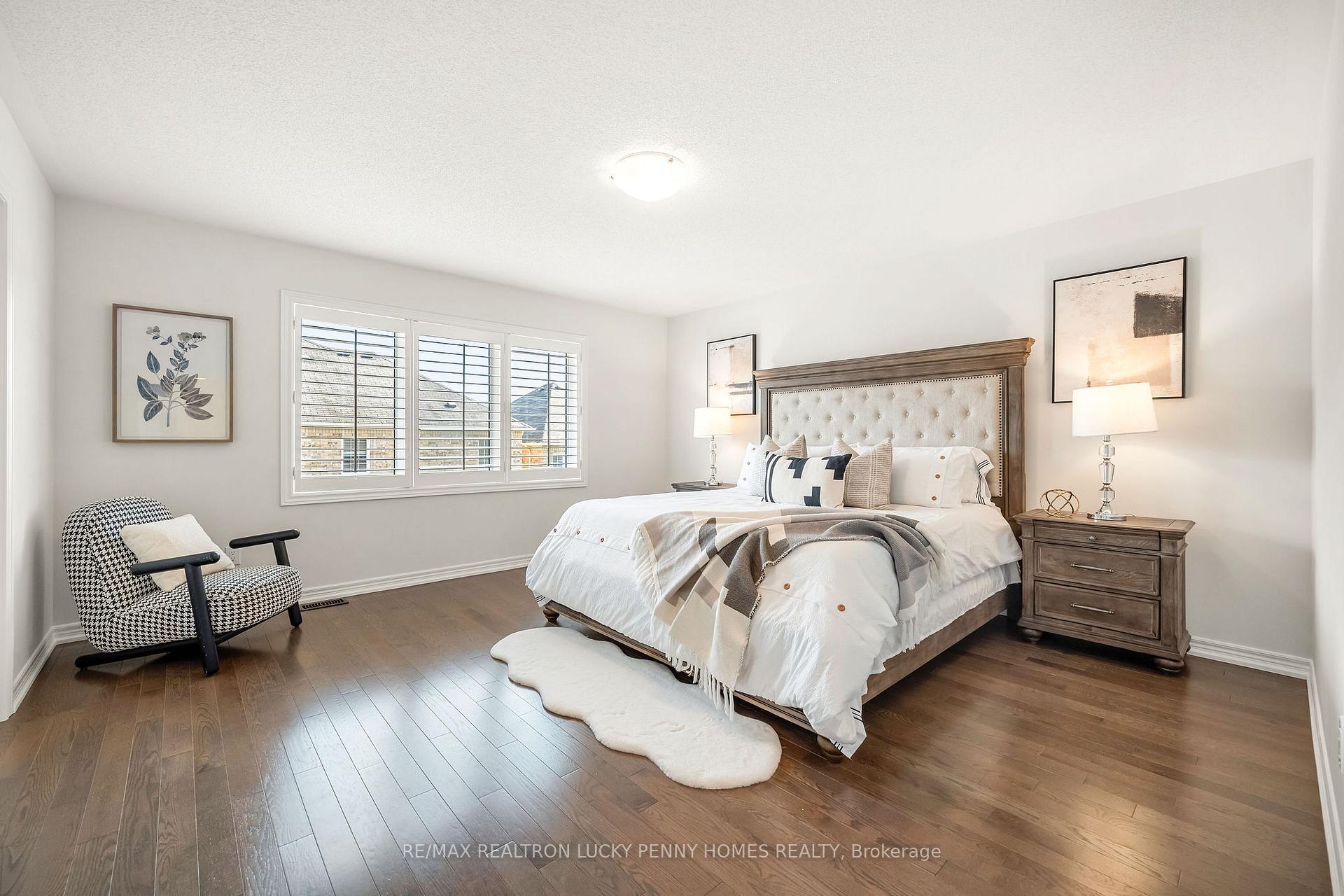 Photo 12 of 19 Wermoth Court, Markham, Wismer — HOMEH