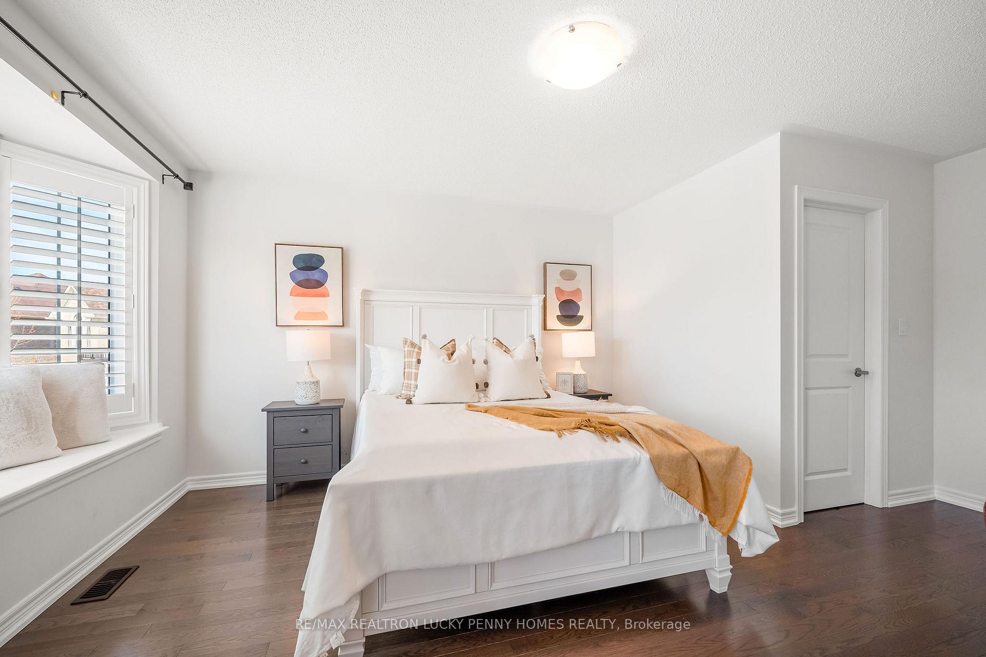 Photo 16 of 19 Wermoth Court, Markham, Wismer — HOMEH