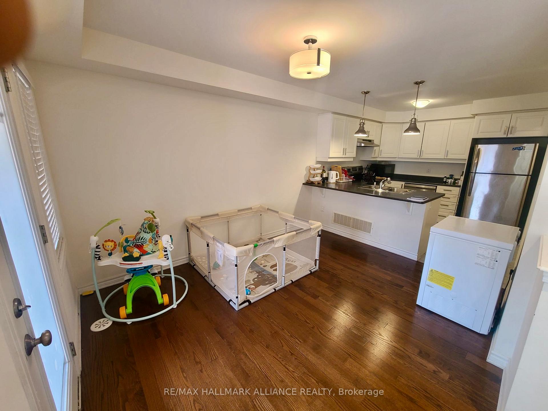 Photo 10 of Unit 65, 1000 Asleton Boulevard, Milton, Willmott — HOMEH