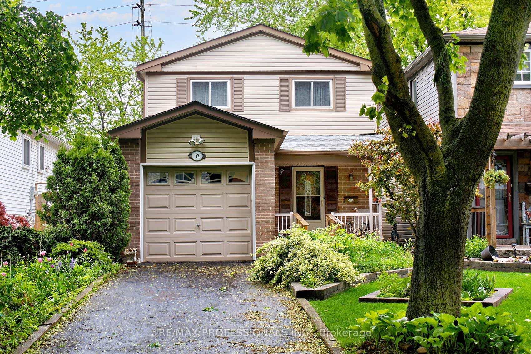 Photo 1 of 57 Donnamora Crescent, Markham, German Mills — HOMEH