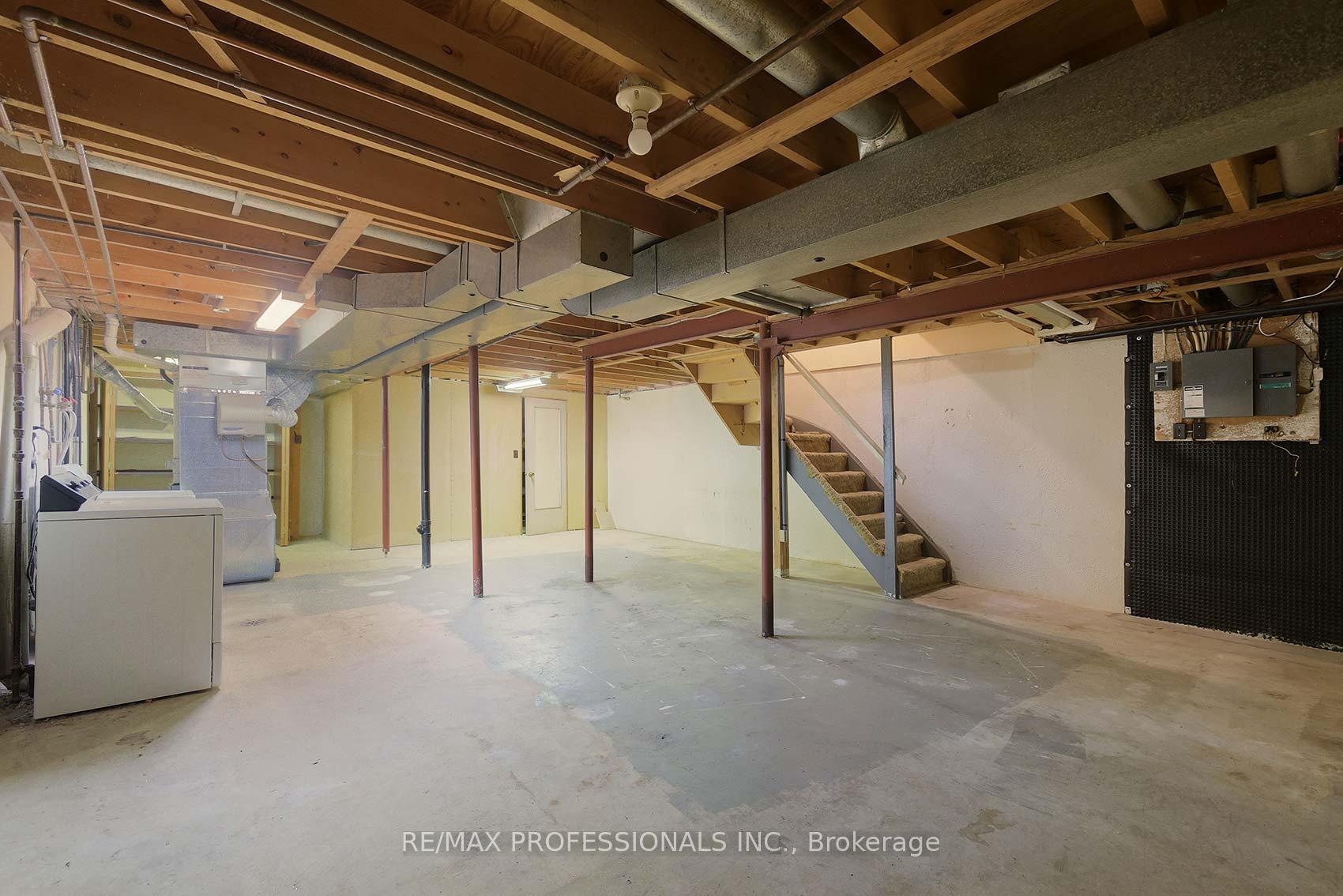 Photo 27 of 57 Donnamora Crescent, Markham, German Mills — HOMEH