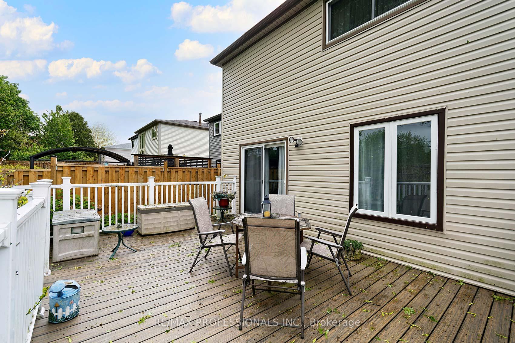 Photo 31 of 57 Donnamora Crescent, Markham, German Mills — HOMEH