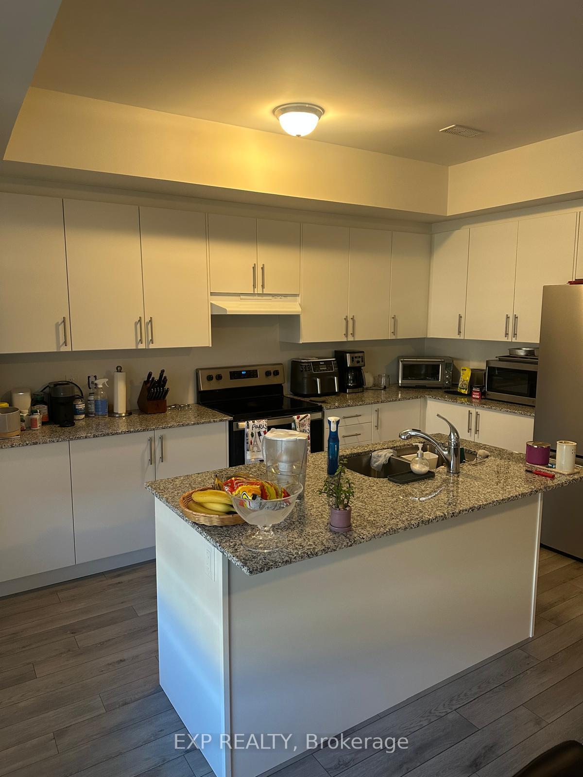 Photo 4 of 1538 Hilson Heights, Milton, Cobban — HOMEH