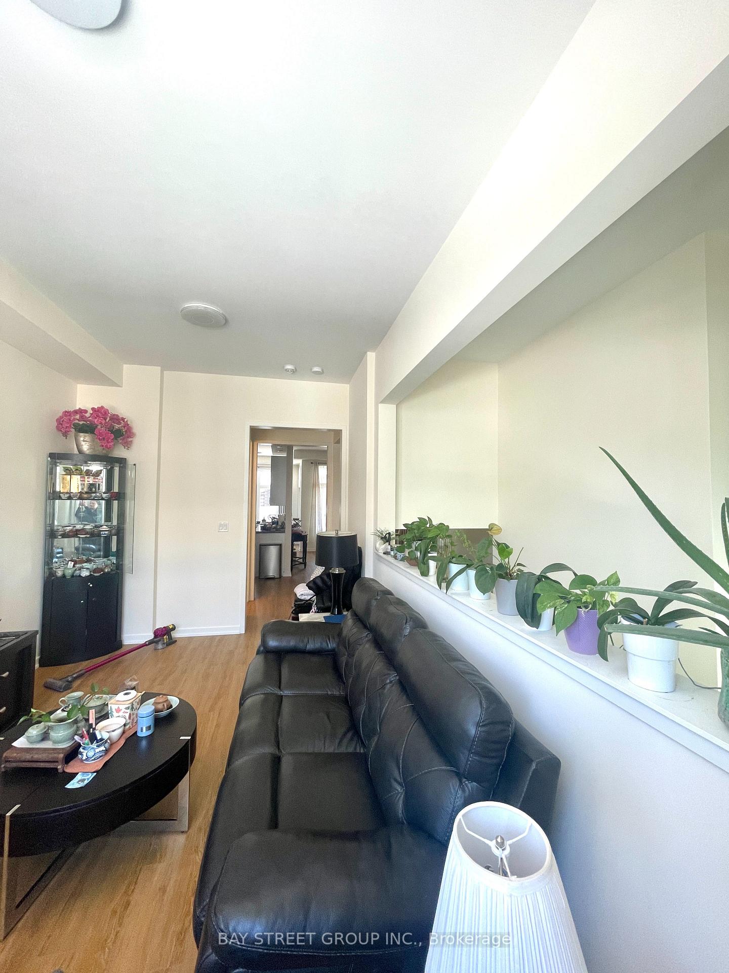 Photo 5 of 26 Andalusia Lane, Markham, Wismer — HOMEH