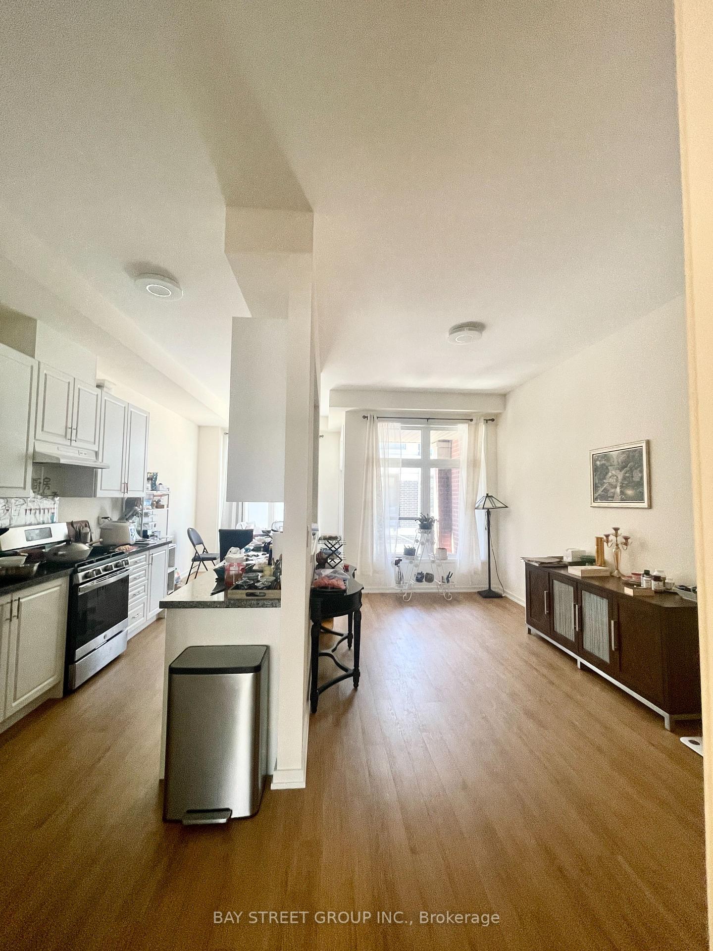 Photo 6 of 26 Andalusia Lane, Markham, Wismer — HOMEH