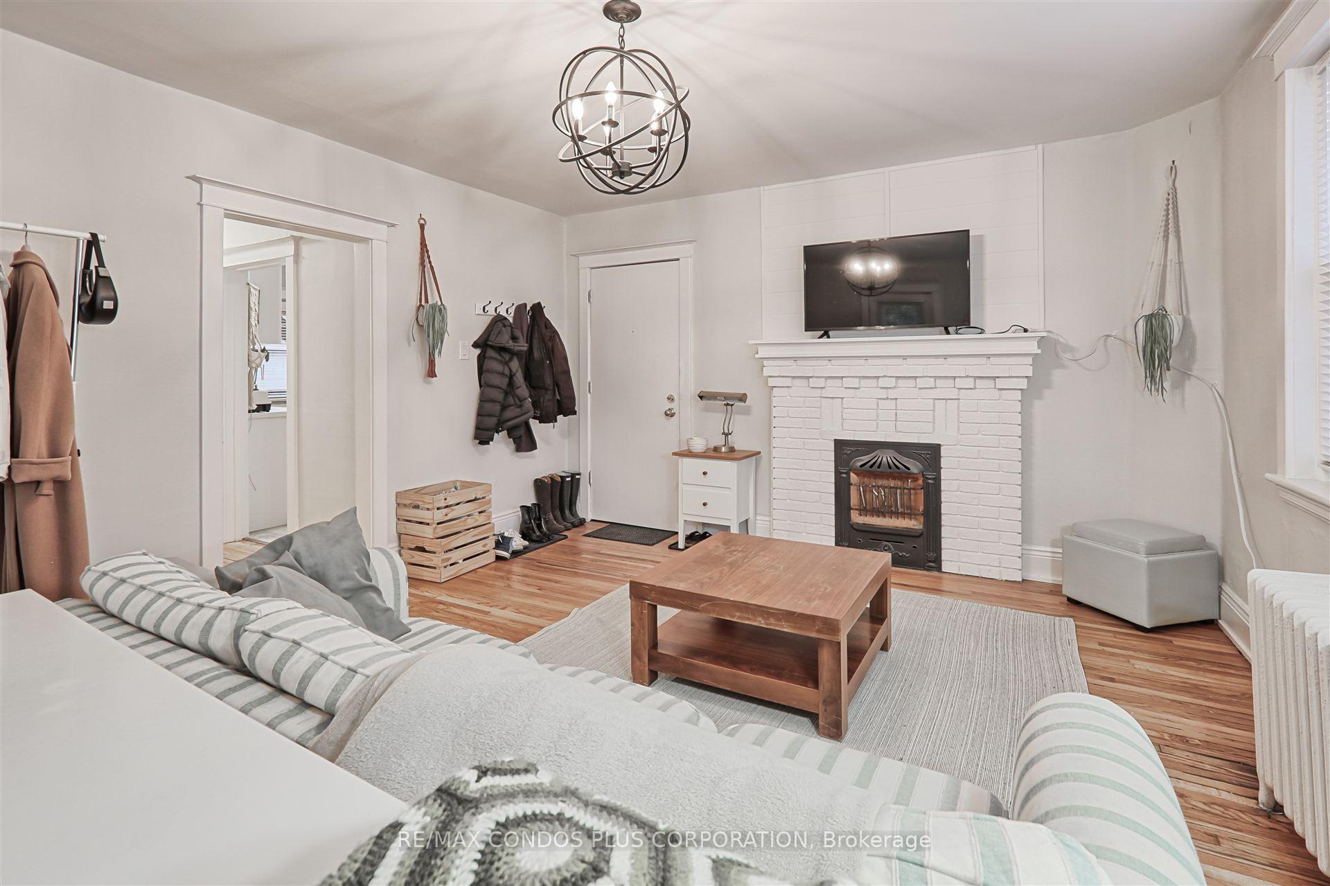 Photo 3 of Unit 7, 8 North Oval Street, Hamilton, Westdale — HOMEH