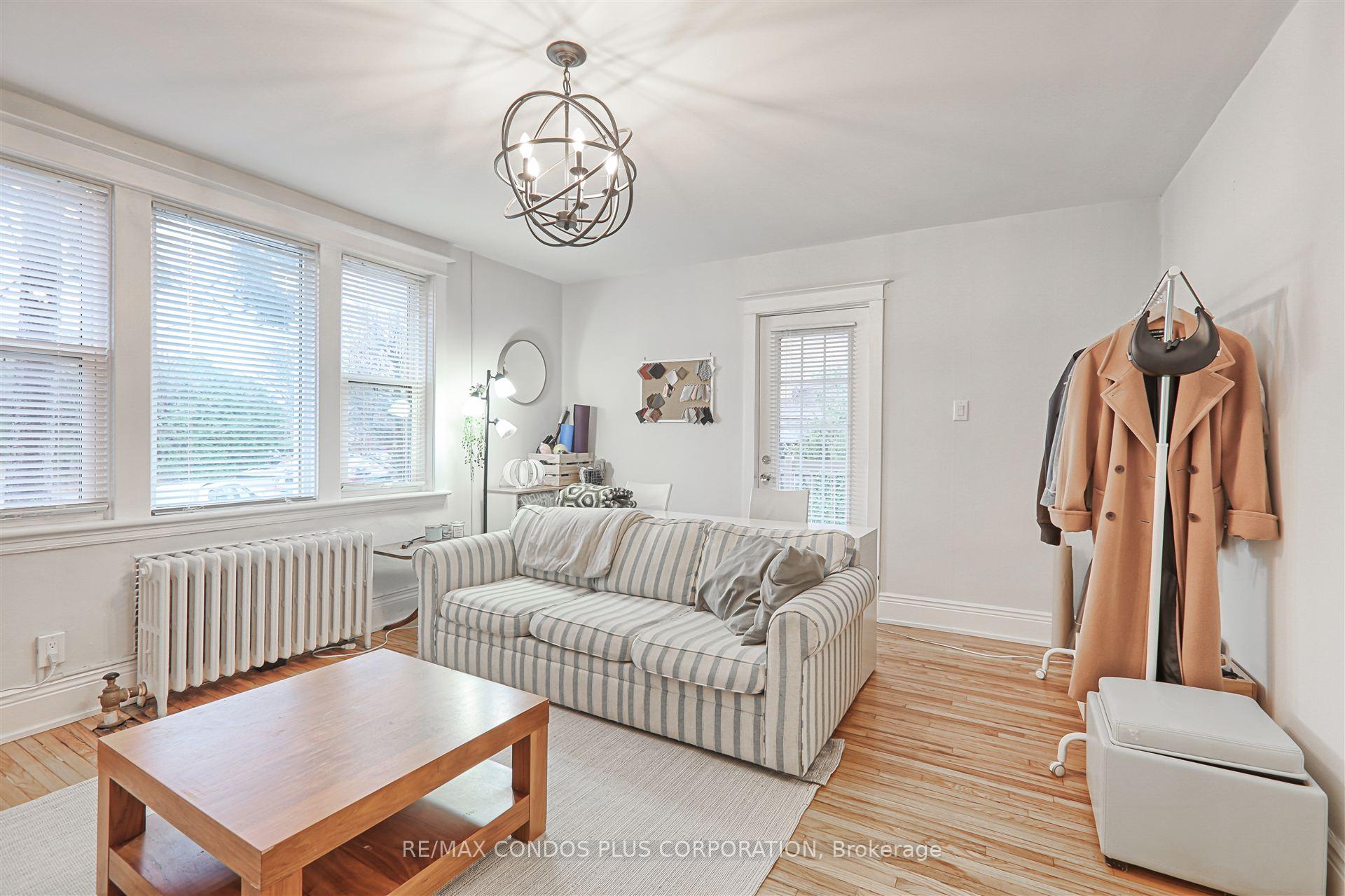 Photo 6 of Unit 7, 8 North Oval Street, Hamilton, Westdale — HOMEH