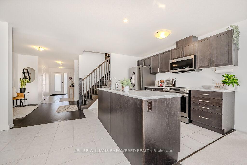 Photo 7 of 80 Pony Way, Kitchener — HOMEH