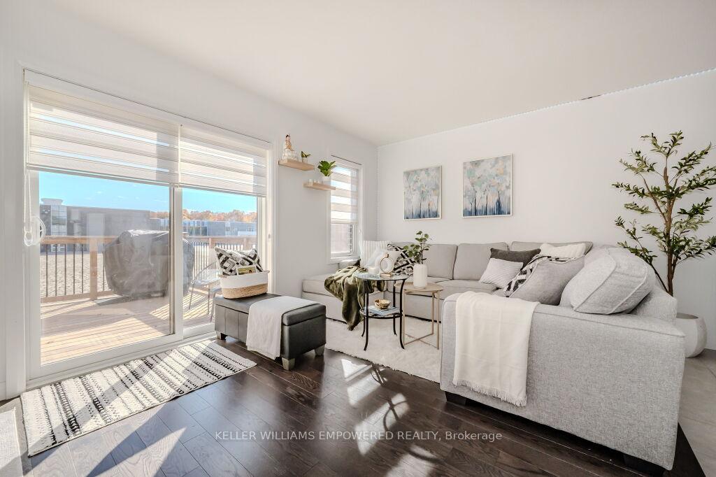Photo 12 of 80 Pony Way, Kitchener — HOMEH