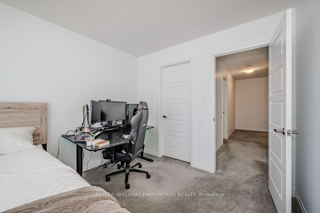 Photo 24 of 80 Pony Way, Kitchener — HOMEH