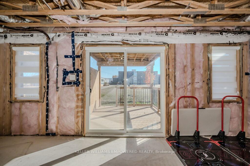 Photo 31 of 80 Pony Way, Kitchener — HOMEH