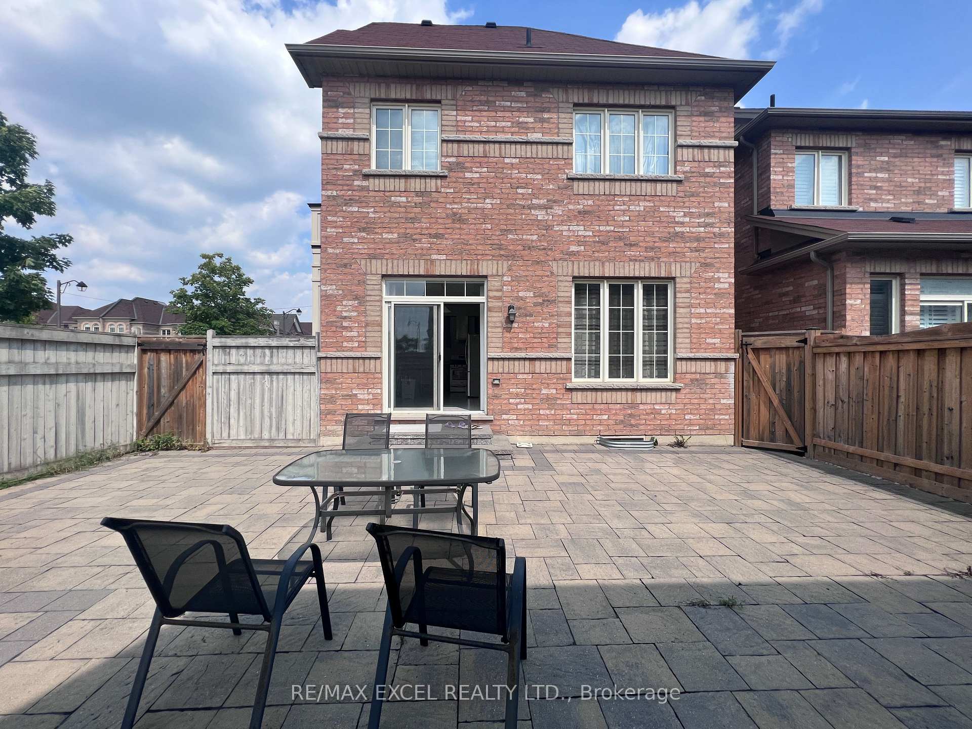 Photo 20 of 76 Brock Avenue, Markham, Berczy — HOMEH