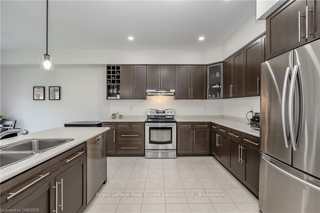 Photo 17 of 46 Creek Ridge Street, Kitchener — HOMEH